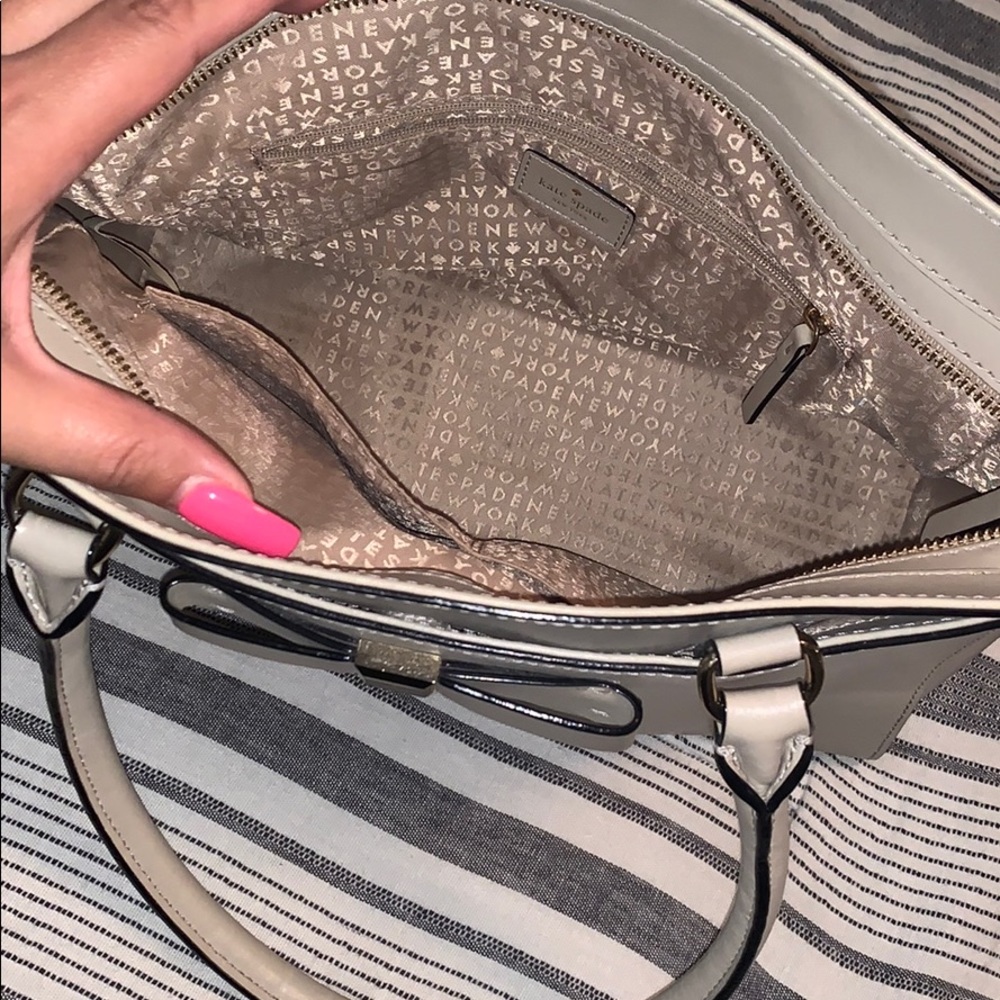 Purse - Picture 2 of 3
